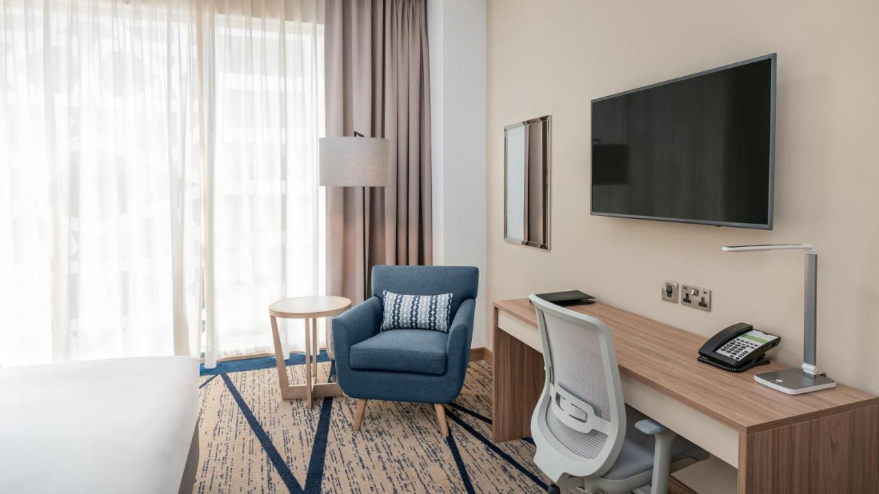 Al Fanatir Holiday Inn & Suites Al Jubail By Ihg מראה חיצוני תמונה